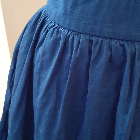 H&M Dresses & Skirts - H&M cute blue skirt sz 6